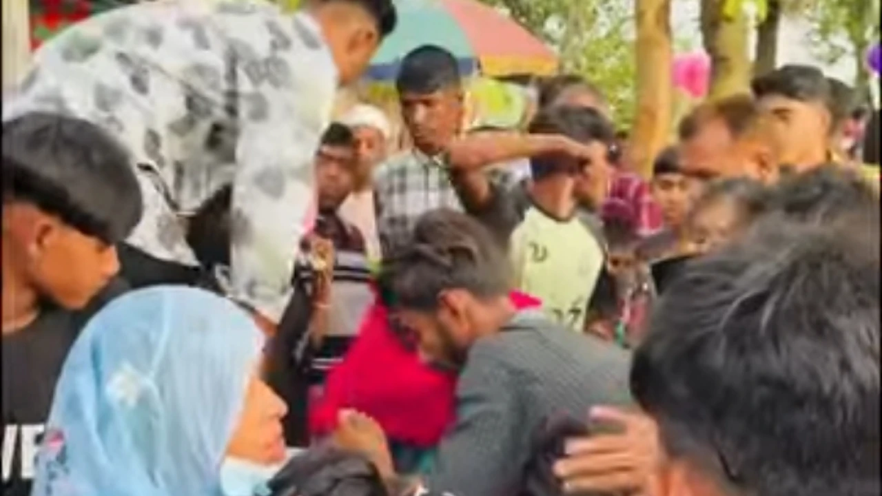 বাঘারপাড়ায় মেলার আনন্দ বিষাদে পরিণত: নাগরদোলা ছিঁড়ে আহত অন্তত ২০