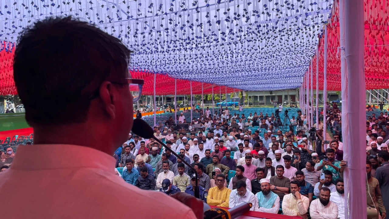 তারুণ্যের ভাবনায় আগামীর ঈশ্বরগঞ্জ, মাজেদ বাবুর মিশন ‘ফিক্সড মাই ঈশ্বরগঞ্জ’