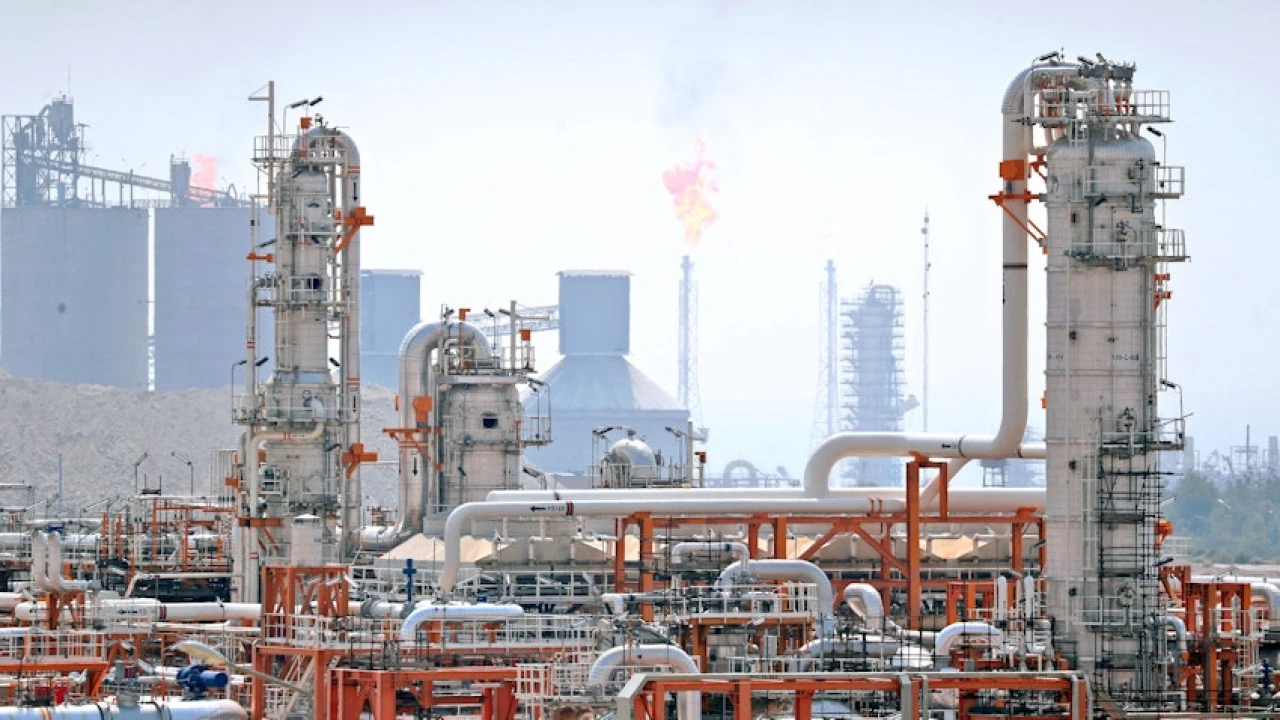 ট্রাম্পের আশ্বাসের মাঝেই ইরানে বড় হামলা