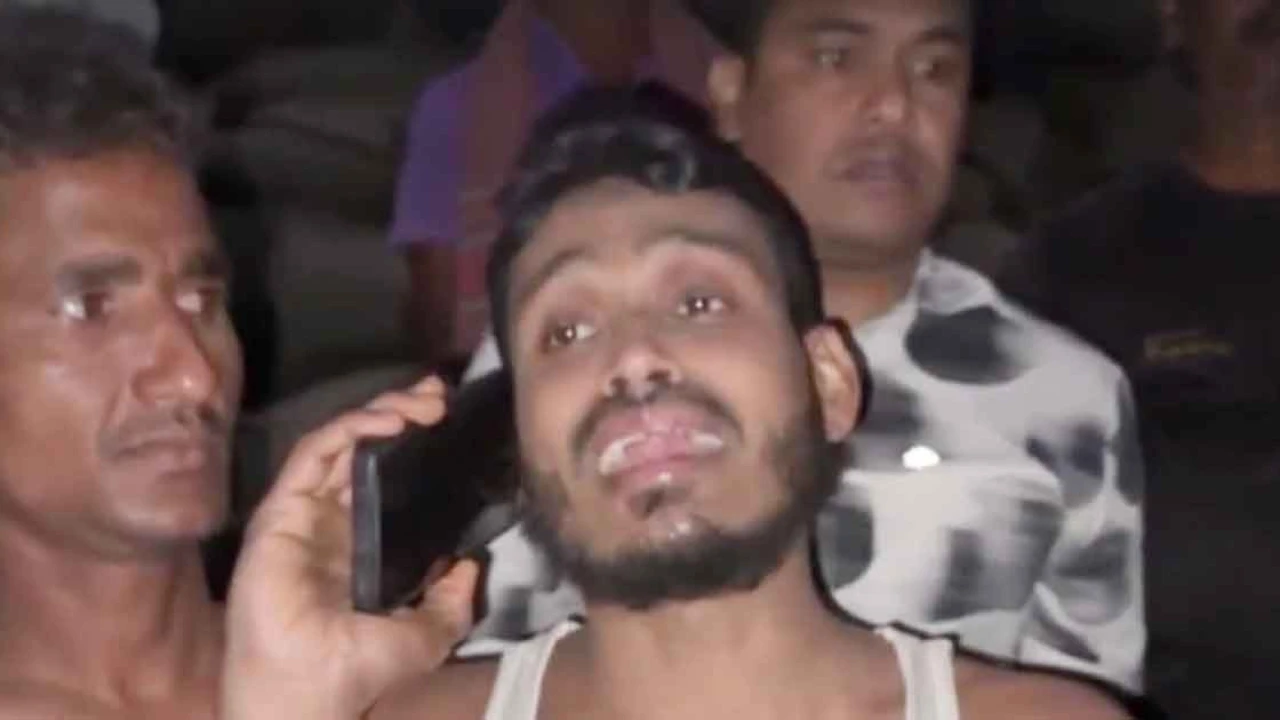 ‘আমারে ছাইড়া কেমনে চইলা গেলা, আমি এখন কী করমু’