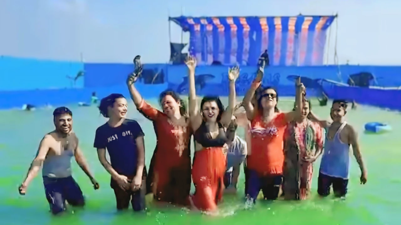 জয়পুরহাটে 'ড্রিমস ওয়াটার পার্ক'-এ অশ্লীলতা ও অপসংস্কৃতি: ক্ষুব্ধ আলেম সমাজ ও এলাকাবাসী