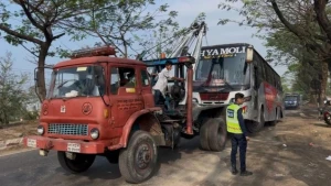 ফেনীতে বাস-অ্যাম্বুলেন্স-মোটরসাইকেল সংঘর্ষে নিহত ৩