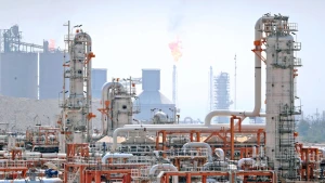 ট্রাম্পের আশ্বাসের মাঝেই ইরানে বড় হামলা