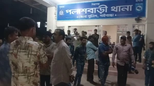 গাইবান্ধায় থানায় ঢুকে ওসিসহ ৮ পুলিশকে পিটিয়ে আহত, আটক ১