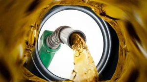 ইরানে হামলা স্থগিতের ঘোষণায় বিশ্ববাজারে কমল তেলের দাম