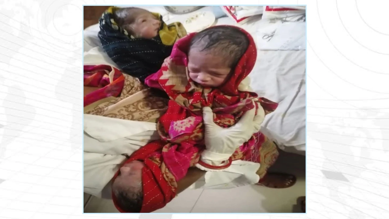 একসঙ্গে তিন কন্যাসন্তানের জন্ম, পিরোজপুরের নেছারাবাদে খুশির জোয়ার