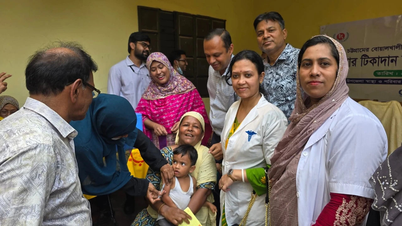 বোয়ালখালীতে হাম-রুবেলা টিকাদান কর্মসূচির উদ্বোধন