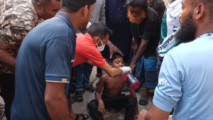 ঝালকাঠিতে ফেসবুক লাইভে দুই শিশুসহ পিতার বিষপান, তিনজনই হাসপাতালে