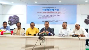 ফ্যাক্ট চেকিং ছাড়া অনুমান নির্ভর সংবাদ প্রকাশ করা যাবে না: তথ্য মন্ত্রী