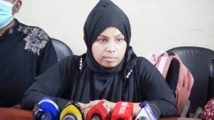 প্রেম, ধর্ষণ ও বিষ খাইয়ে হত্যাচেষ্টার পাল্টাপাল্টি অভিযোগ