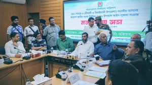 সাংবাদিকরা আমন্ত্রিত নয়', ইসির প্রোগ্রামে ডিসি