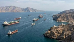 হরমুজ প্রণালিতে ট্রানজিট ফি ইরানি মুদ্রায় পরিশোধের প্রস্তাব