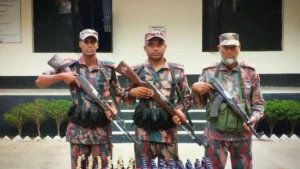 সীমান্তে ২ লক্ষ টাকার মাদকদ্রব্য এবং চোরাচালান মালামাল আটক করেছে বিজিবি